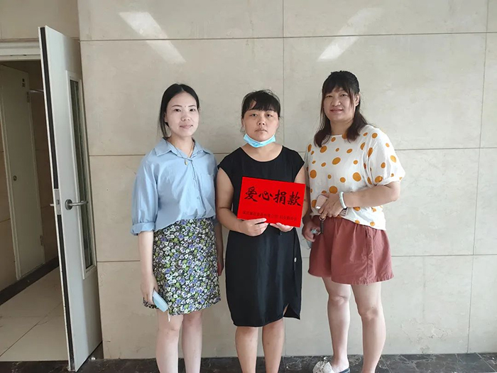 暖心慰問(wèn)，進(jìn)行中